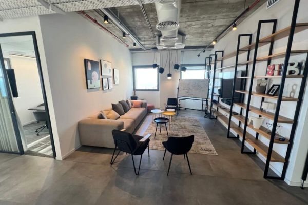 משרד ברמה קומה גבוהה נוף לים